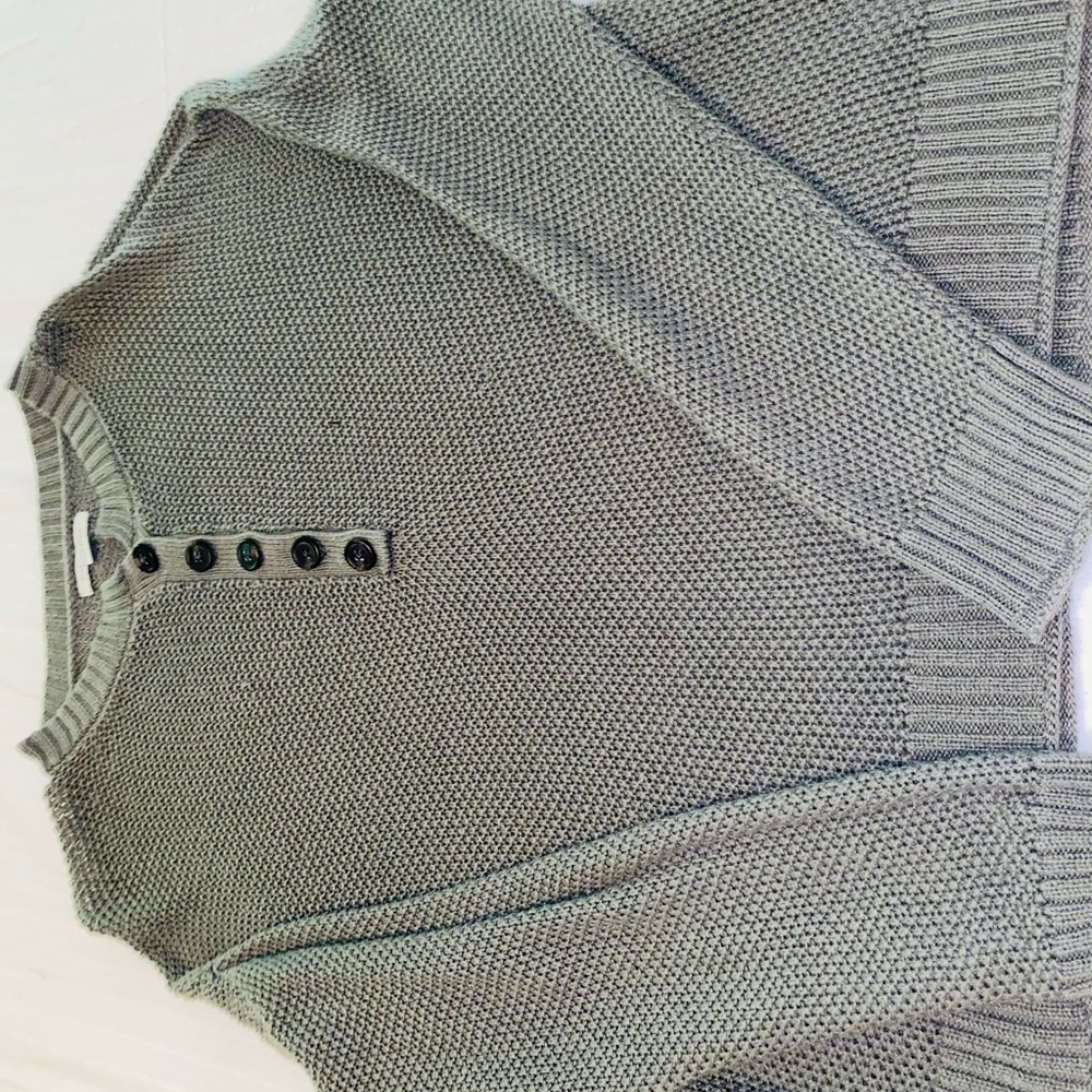 American Eagle Light Sweater